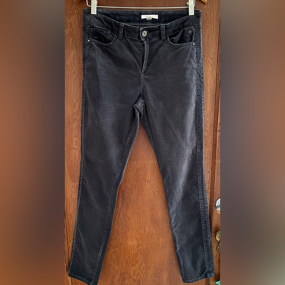 Esprit Europe corduroy 5 pocket jeans.
